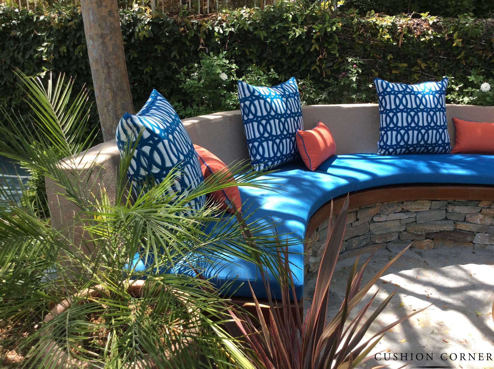 Custom curved cushion and pillows